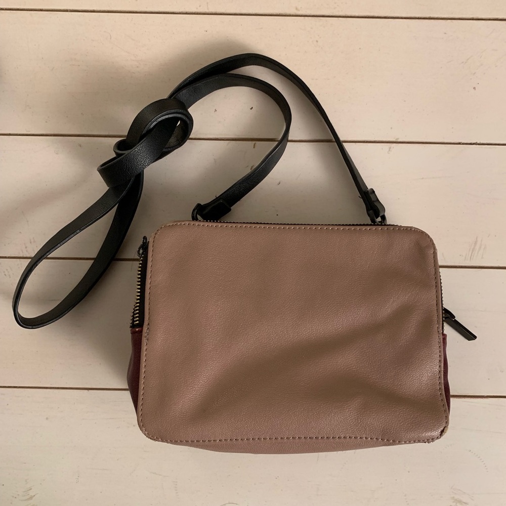 French Connection // Crossbody Purse